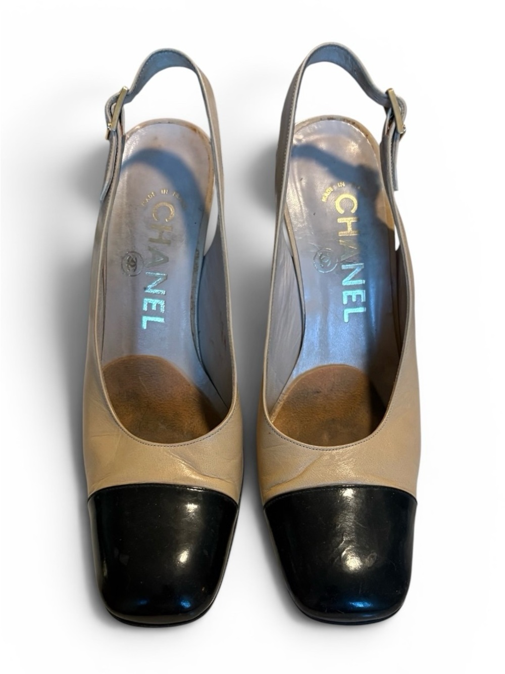 CHANEL Two-Tone Beige and Black Slingback Pumps